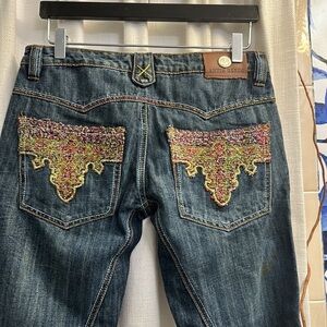 NWT Women’s Antik Denim 5 Pocket Embroidered Boot Cut Jeans Size 7